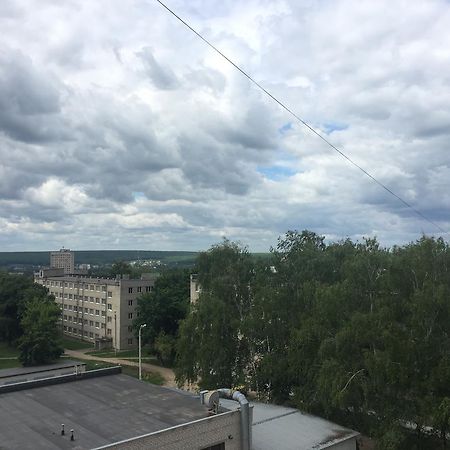 54A Tselinogradskaia Str At Alekseevka Underground Kharkov Luaran gambar