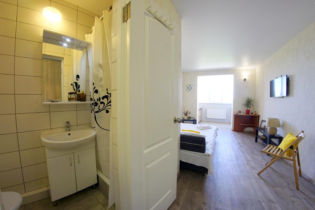 54A Tselinogradskaia Str At Alekseevka Underground Kharkov Luaran gambar